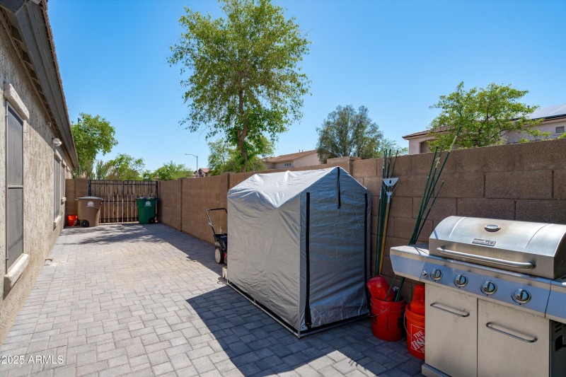 40-RV or Boat Parking