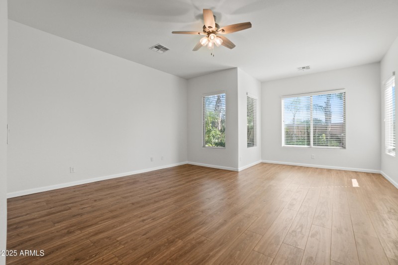 29247 n 70th ave-25