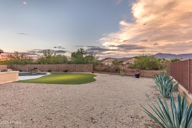 10318 E Trailhead Ct (30 of 41)