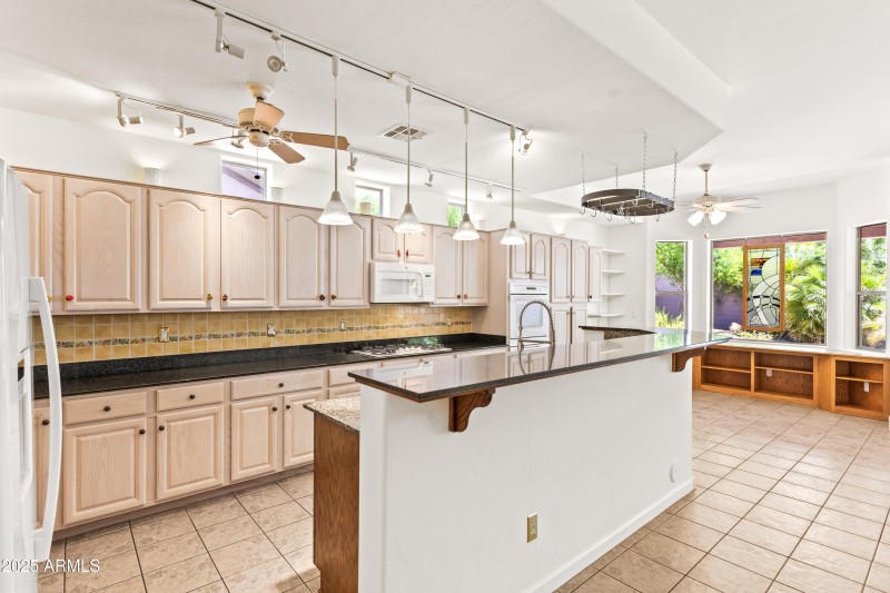 Chef’s Kitchen with Island