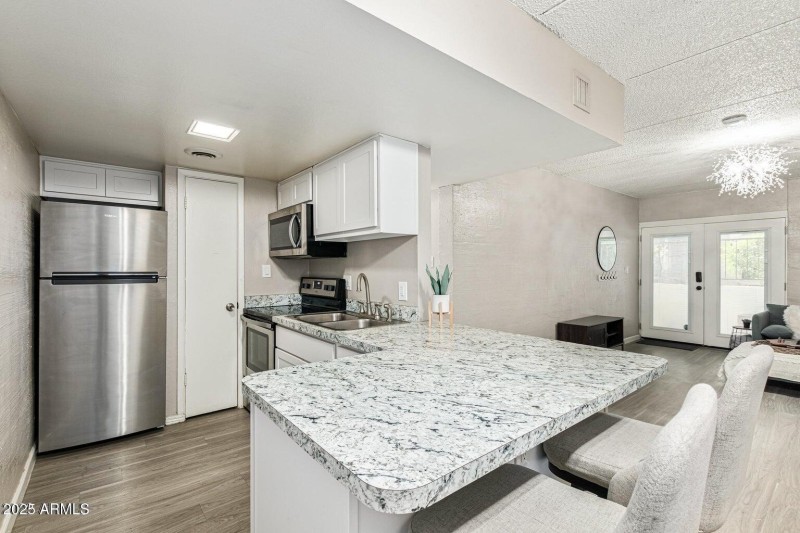 20230315233550483208000000-o