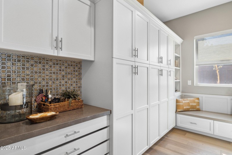 46-web-or-mls-17870-e-wolf-tree-ln