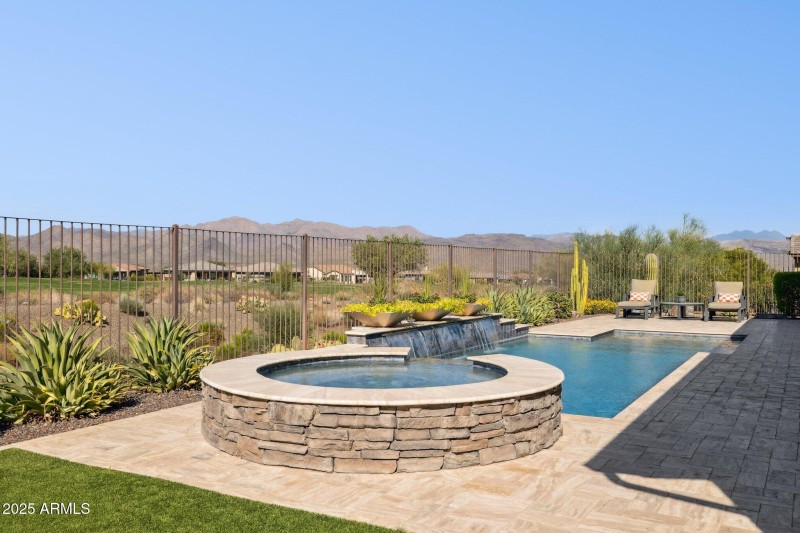 54-web-or-mls-17870-e-wolf-tree-ln
