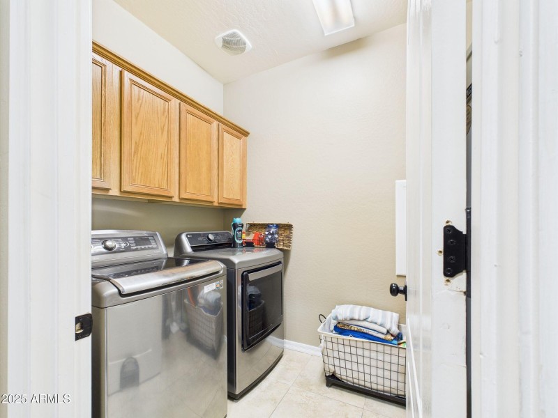 9-web-or-mls-CAM03379G0-PR0138-STILL009