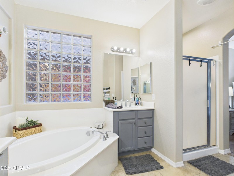 18-web-or-mls-CAM03379G0-PR0138-STILL018