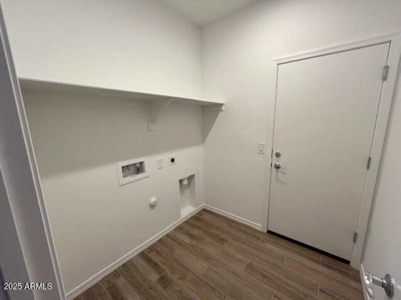 5031 N 88TH Avenue - Ready Now