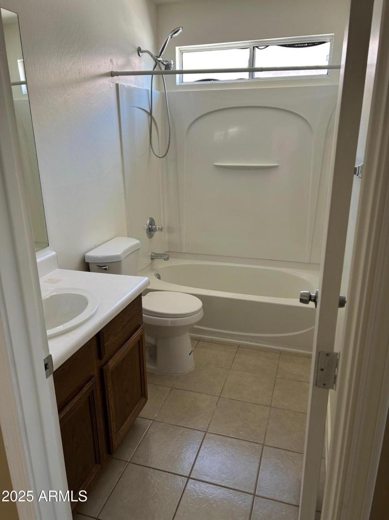 Upstairs Secondary Bath