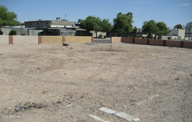 VIEW TO EAST ELM ST IMG_3314