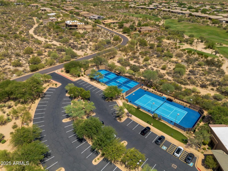 112-web-or-mls-CommunityDrone-07