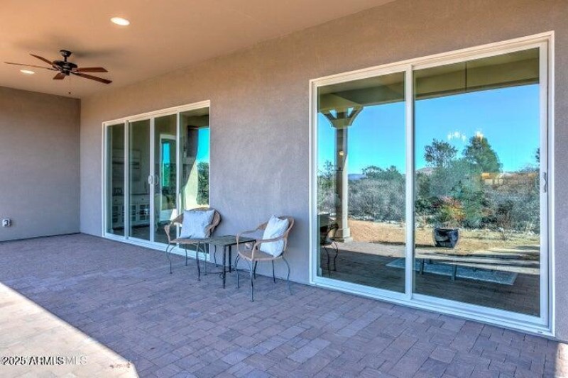 164718543038000000-o