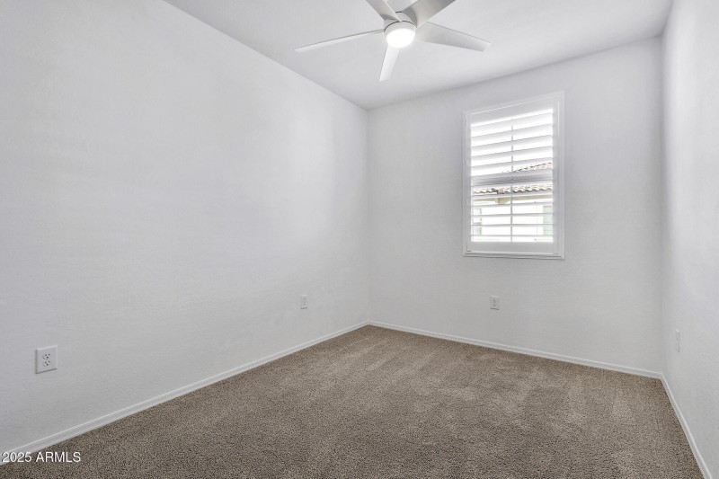 1959 E Hampton Ln Unit 102-26