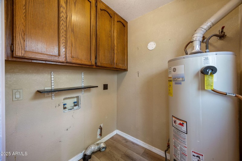 5460KnottinghamLn-WagonWheel-AZ-14