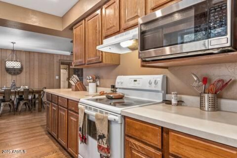 0e230421-cce3-455d-9ce3-59661b591613