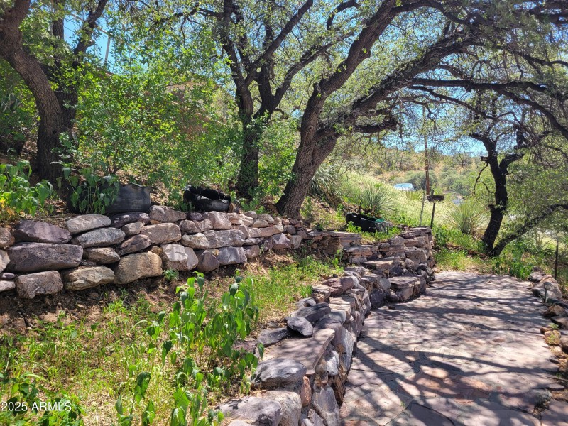 721 Tombstone Cyn