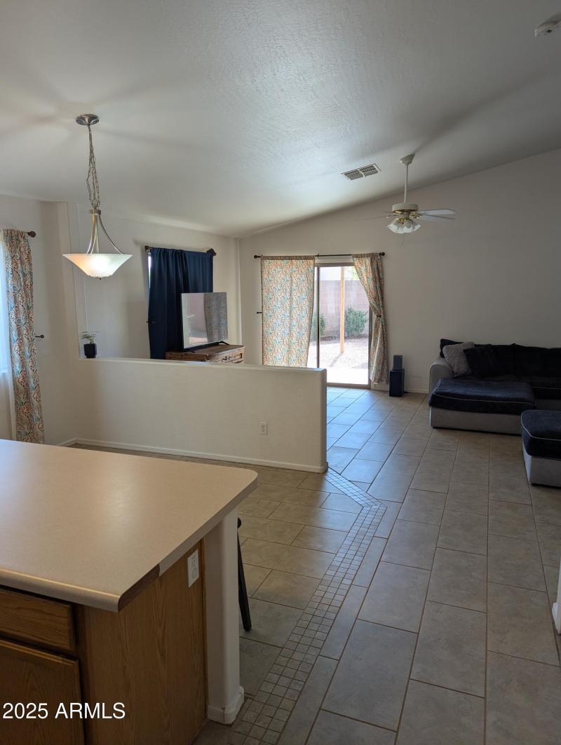 PXL_20250807_225438242