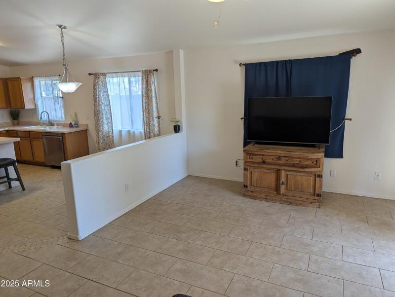 PXL_20250807_225558289