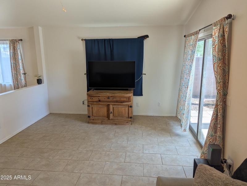 PXL_20250807_225600594