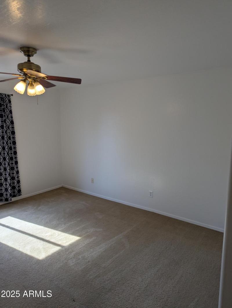 PXL_20250807_225858895