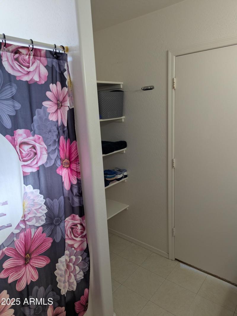 PXL_20250807_230036486