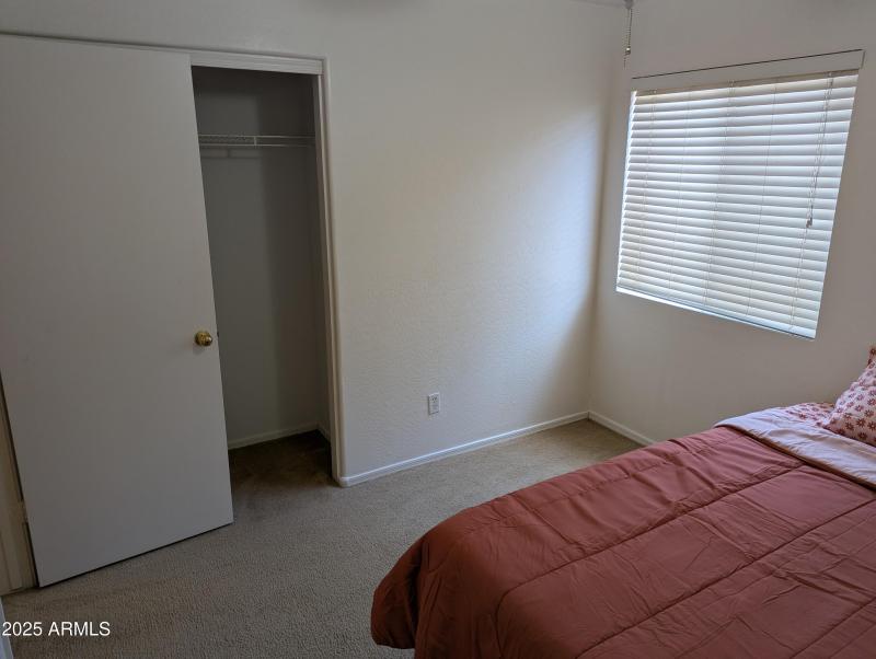 PXL_20250807_230156031