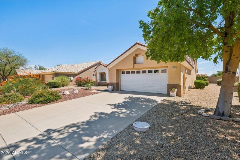 2-web-or-mls-W Sky Hawk Dr-S0708-002