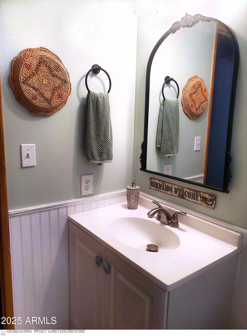 #65 guest bathroom 3(1)