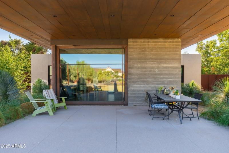 Expansive and Unique Casita Entrance