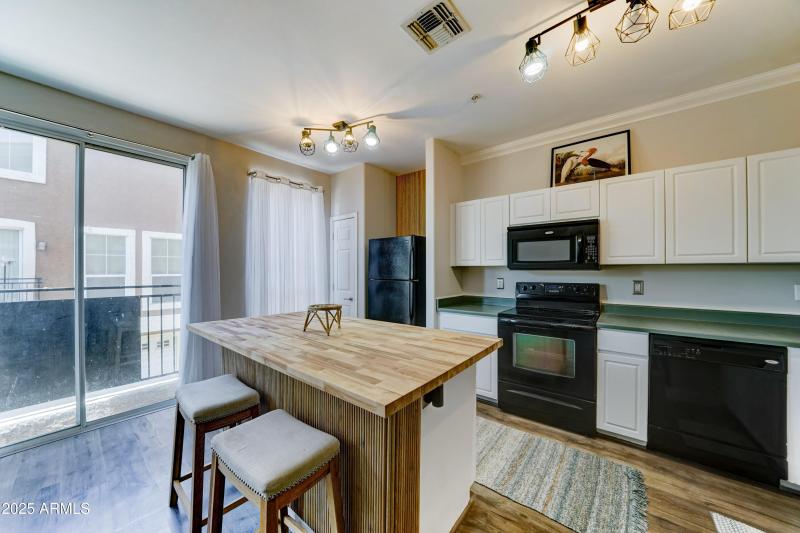 North-Phoenix-Epic-Townhome-4