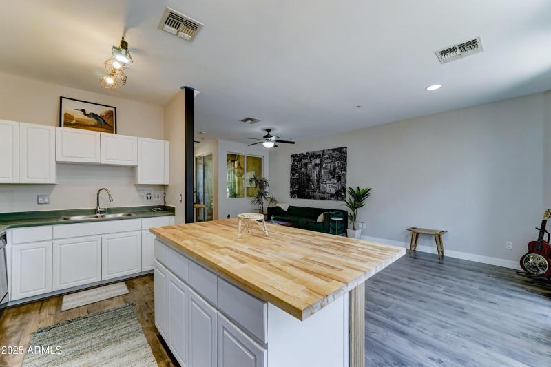 North-Phoenix-Epic-Townhome-8