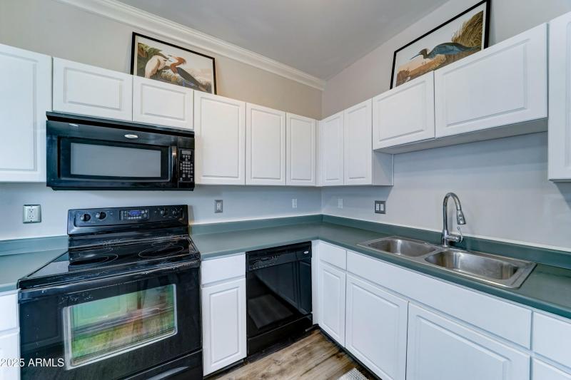 North-Phoenix-Epic-Townhome-9