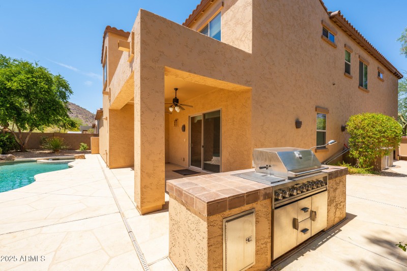 DSC01033-Enhanced-NR