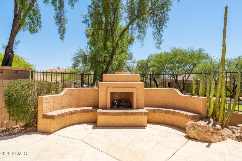 DSC01036-Enhanced-NR