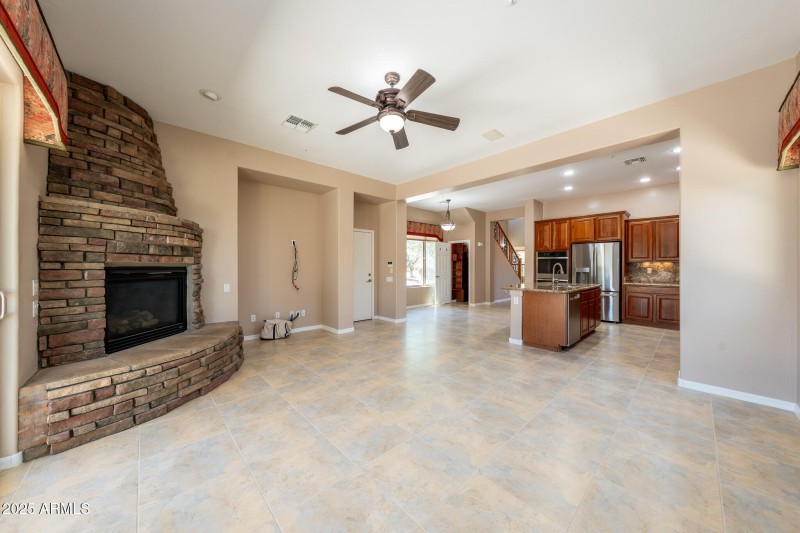 DSC01118-Enhanced-NR