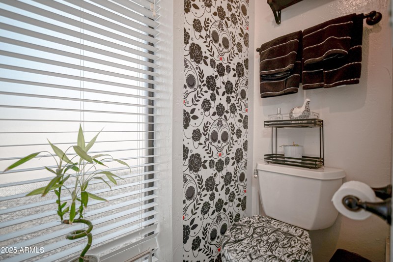 702 E Coral Gables Dr X-6