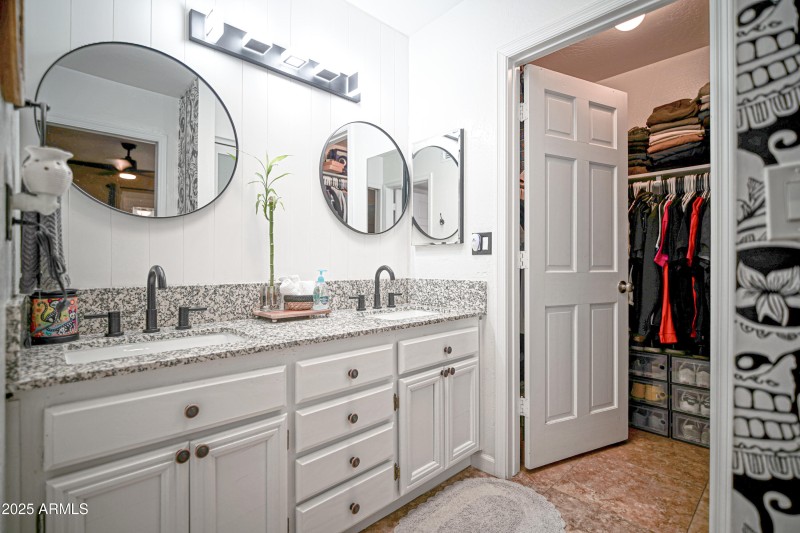 702 E Coral Gables Dr X-10