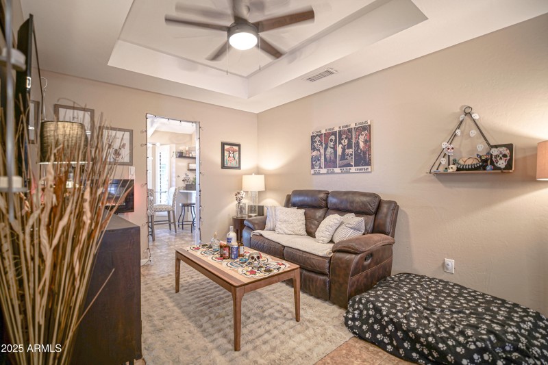 702 E Coral Gables Dr X-15