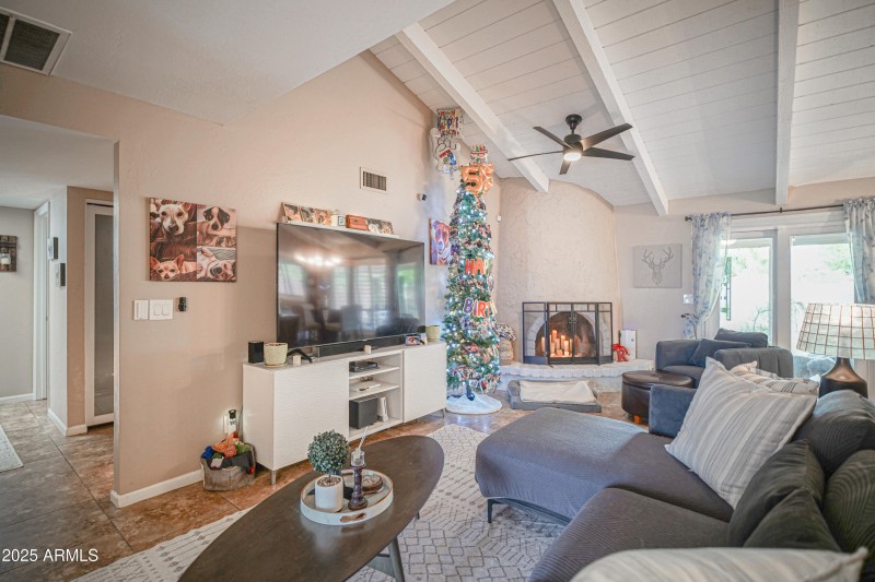 702 E Coral Gables Dr X-28