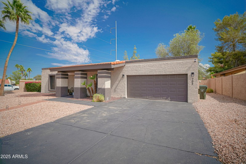 702 E Coral Gables Dr X-38