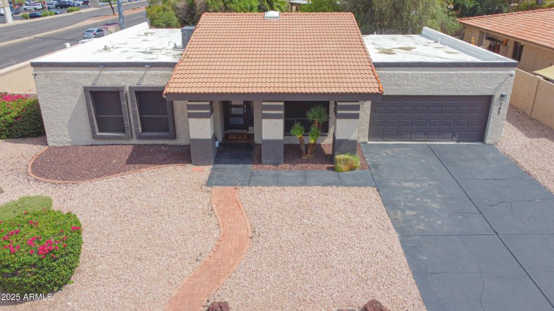 702 E Coral Gables Dr X-40