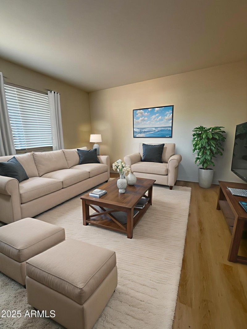 IMG_0210 - Living Room - Standard - 1