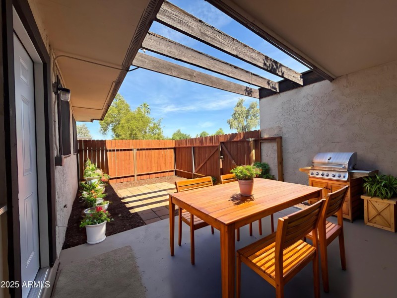 IMG_0214 - Outdoor - Standard - 0