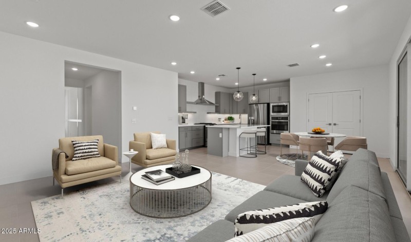 Manor Lot #51 Great Room (3) (Large)