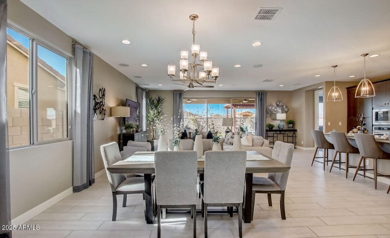 The-Lakes-at-RED_Castellano_dr