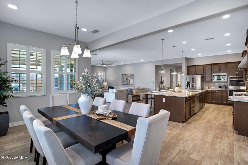 2027 E La Costa Ct-27