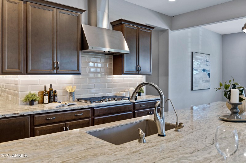 2027 E La Costa Ct-23