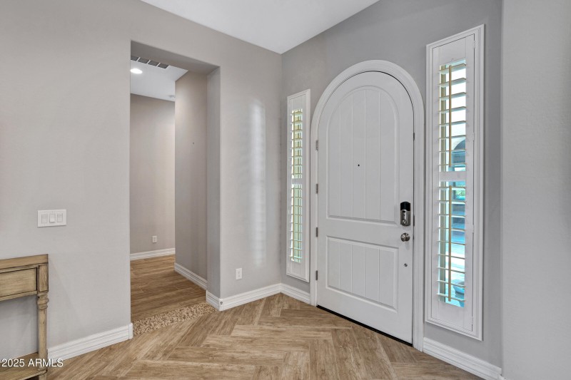 2027 E La Costa Ct-28