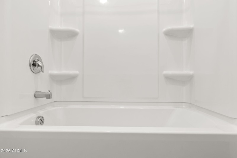 17-web-or-mls-17713-w-eva-st-lot-3-zanje