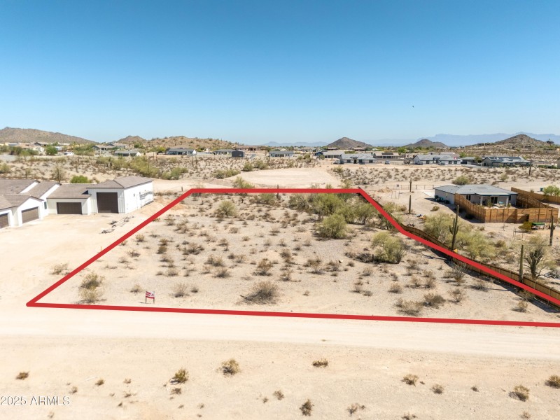 with-outlines_0014_15