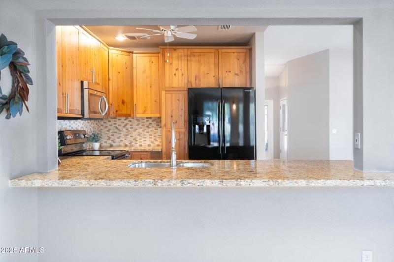 granite counters, updated kitchen