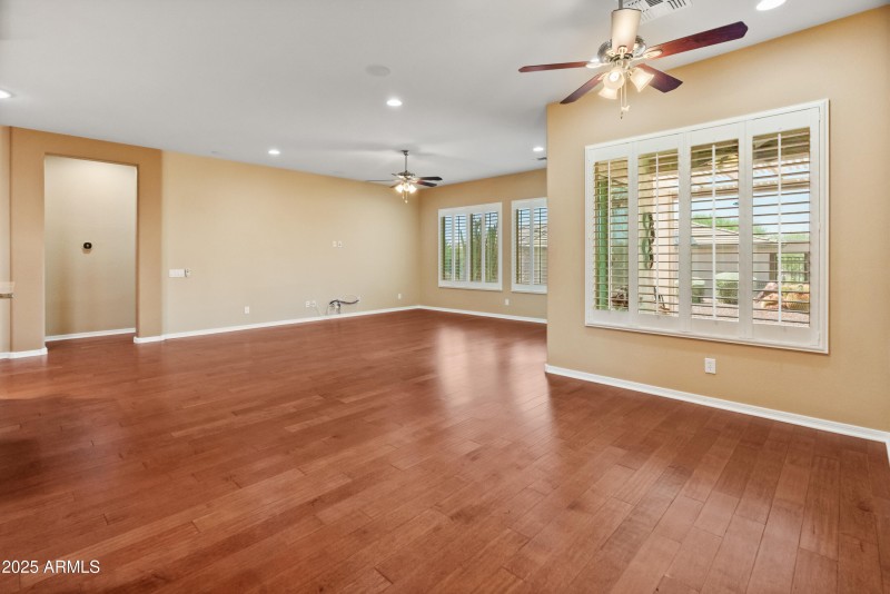 20506 N 271st Ave-16